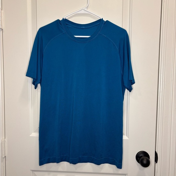 (78)Lululemon Vent Tech Men’s Blue - Picture 1 of 2